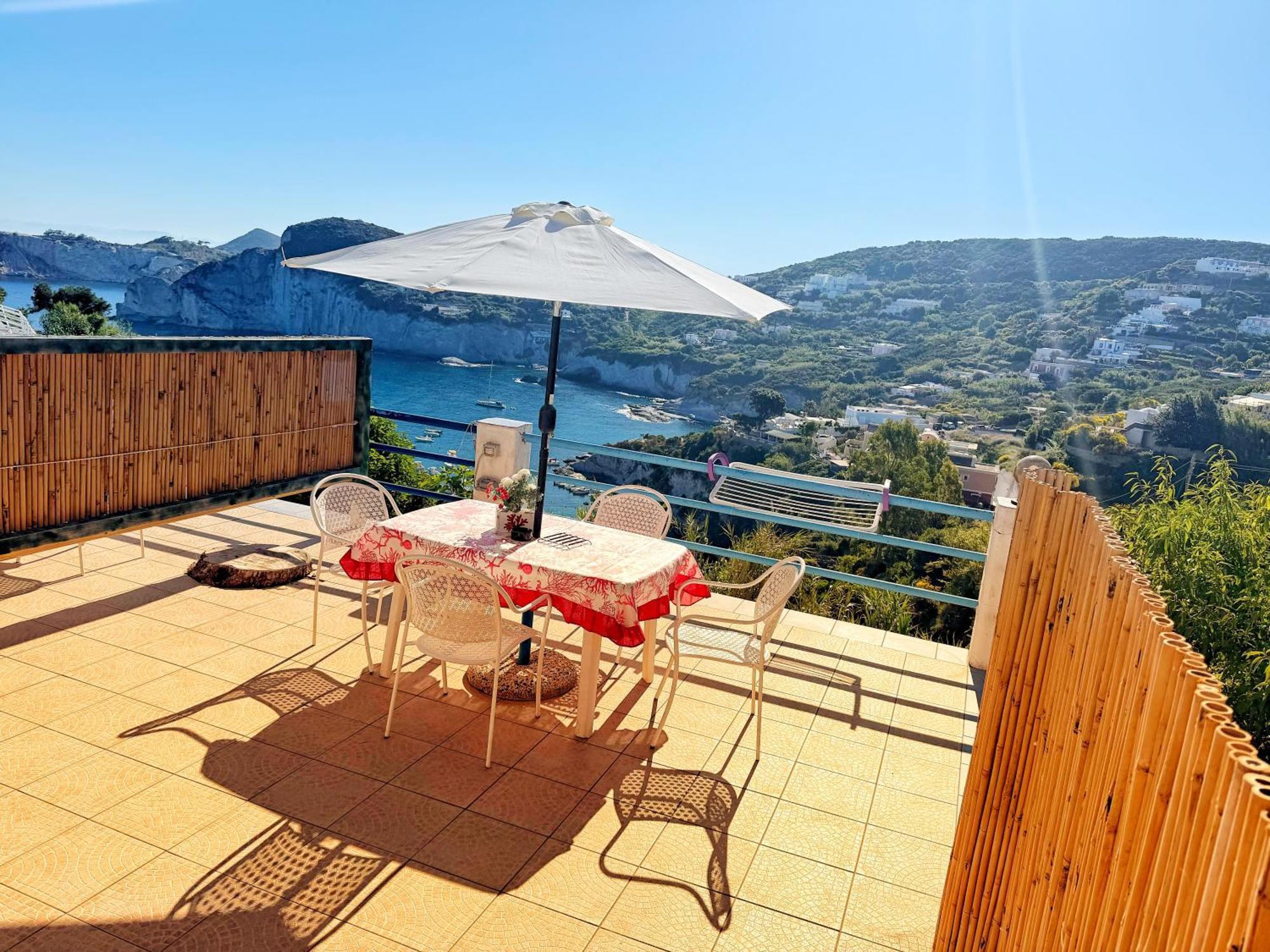 Ponzamania La Terrazza Di Cala Feola Apartment Exterior foto